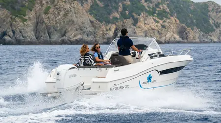 Pacific Craft 700 Sun Cruiser