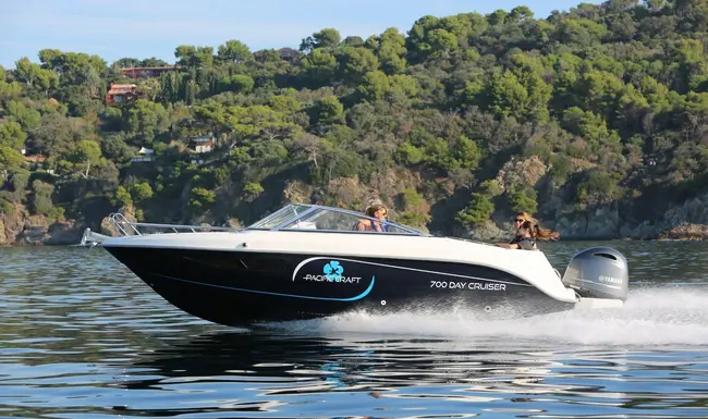 Pacific Craft 700 Day Cruiser